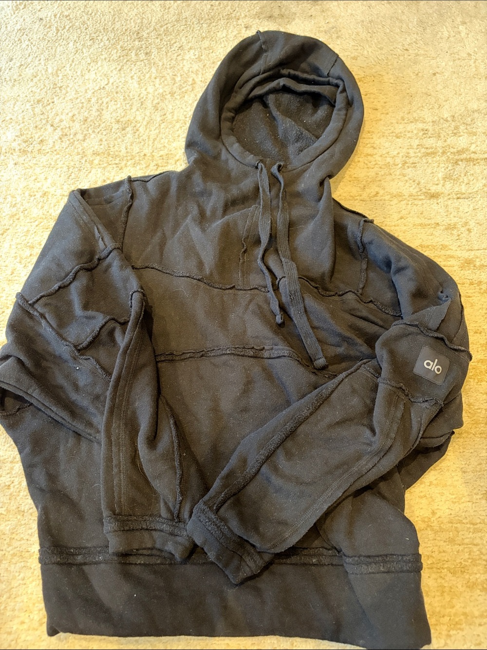 ALO Yoga Black Raw-Seam Hooded Pullover